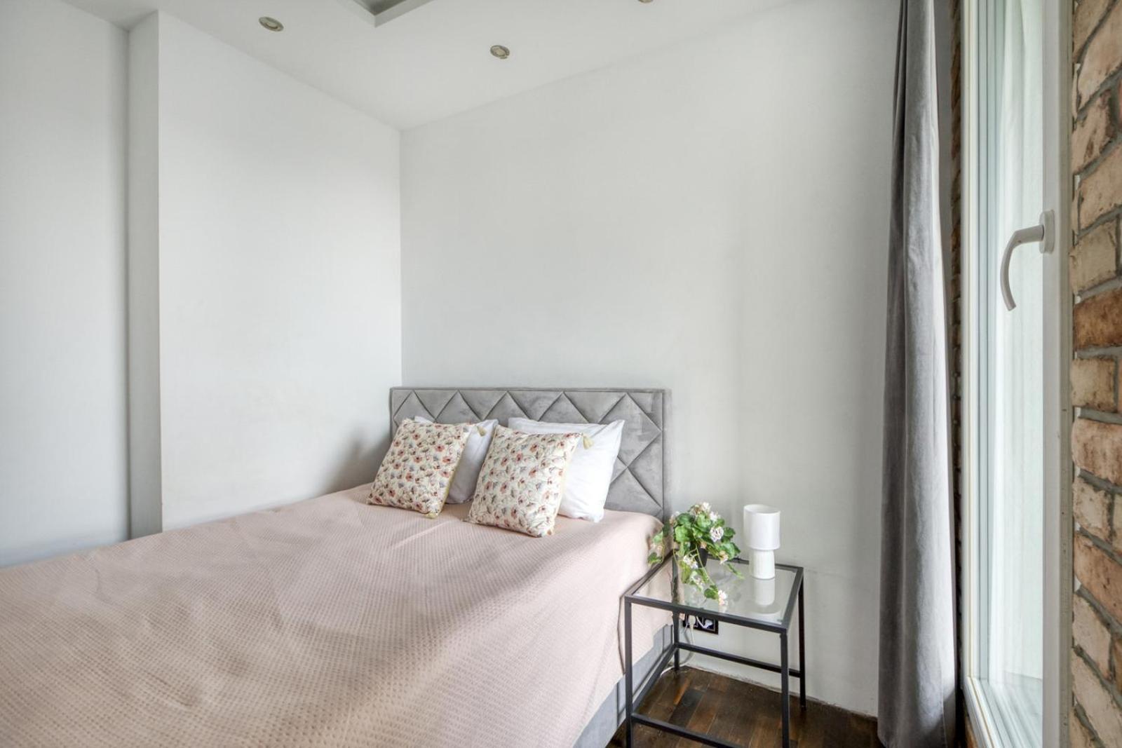 Gama Apartment Varşovia Exterior foto