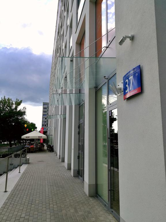 Gama Apartment Varşovia Exterior foto